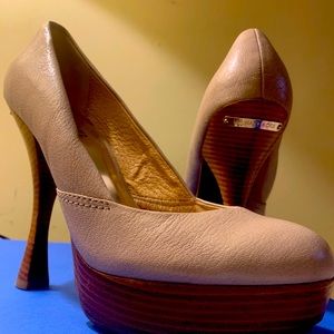 MICHAEL by Michael Kors grey leather pumps